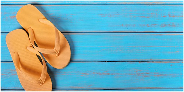 7 Meanings of Dreams of Swapped Sandals, Get Ready for Something Good