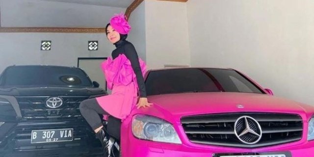 Wife Shows Off Hedonistic Lifestyle on Social Media, This is the Real Salary of Setneg Officer Esha Rahmansah, Her Wealth is Being Investigated