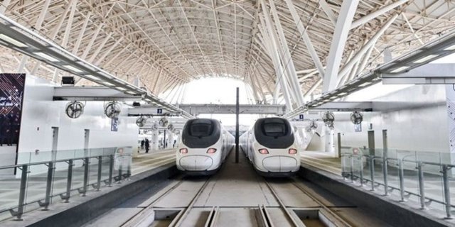 Now Hajj Pilgrims Can Ride a Superfast Train to the Holy Land, No Longer Walking Like in the Past