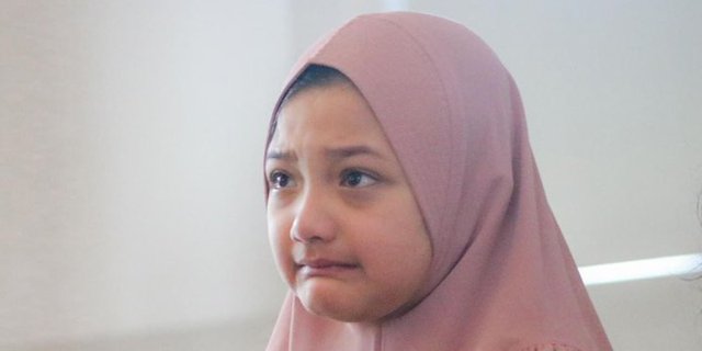 Masya Allah! Softness of Arsy Hermansyah's Heart Caught Crying When Ustaz Preaches About Family