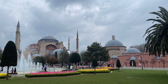 Getting a Close Look at Hagia Sophia Turkey, a Building from the 6th Century that is Now a Mosque