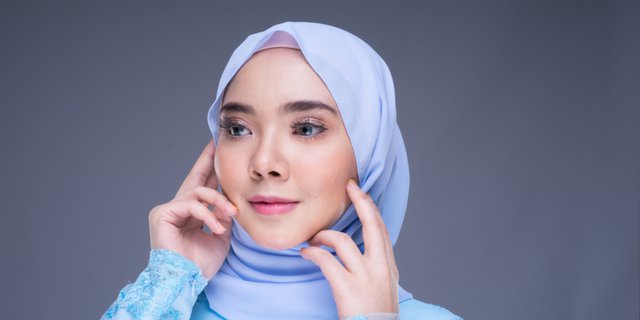 Tips for Using Loose Powder from MUA, Skin Texture Becomes Smooth