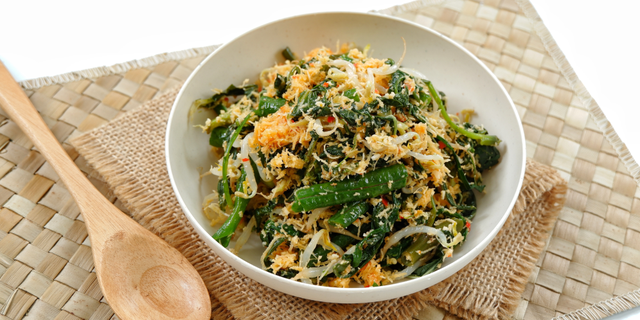 Delicious and Long-Lasting Urap Vegetables, Note the Recipe