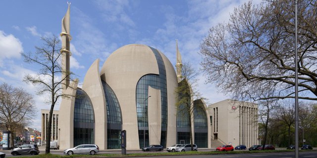 Unique Stories Behind the Grandeur of Cologne Central Mosque Germany