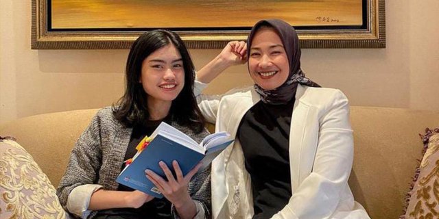 Beautiful and Achieving! Peek at 5 Portraits of Princess Alya Rohali who was Accepted at 5 Foreign Universities