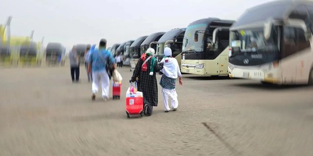 Kemenag Affirms That Delayed Hajj Pilgrims Does Not Mean Canceled Departure