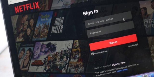 Netflix Flooded with New Customers after Password Sharing Rule