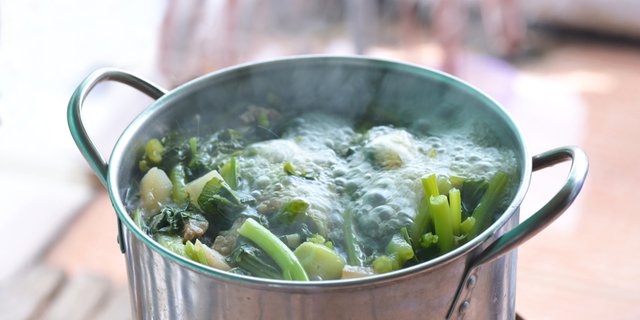 Important Tips for Boiling Vegetables to Keep Them Green and Their Nutrients Preserved