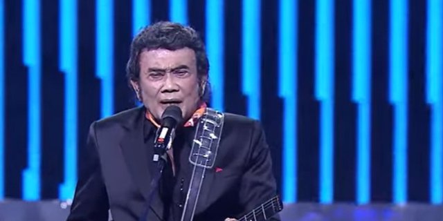 Rhoma Irama Requires His Employees to Pray, If They Don't Pray They Can't Be in Soneta