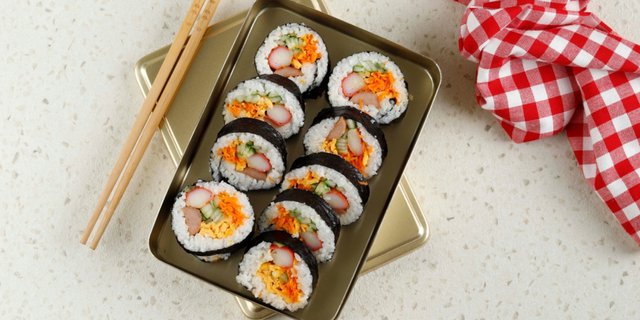 Prepare These 5 Ingredients to Create a Homemade Sushi Experience