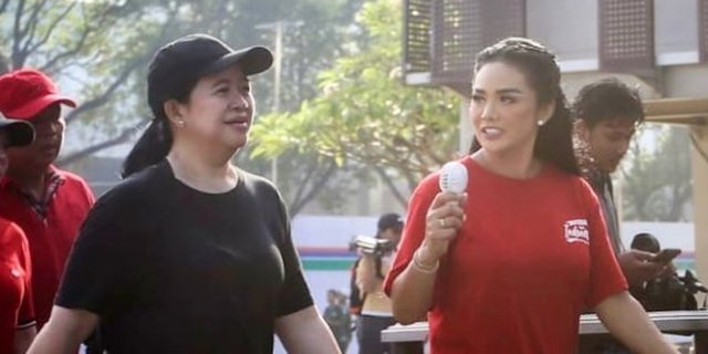 Sporting with Puan Maharani, Krisdayanti's Sneakers Catch Attention