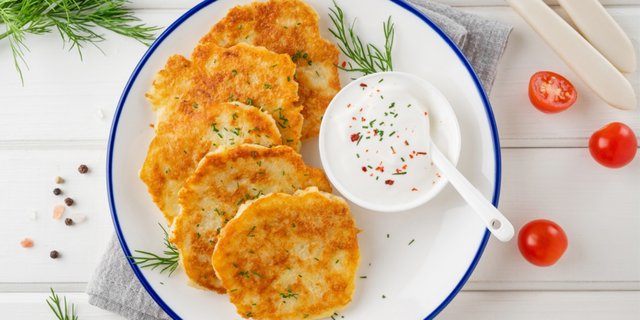 Make Savory Pancakes from Potatoes, Simple Snacks That Make You Full