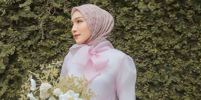 Soft and Elegant Touch of Apricot ala Melody Prima