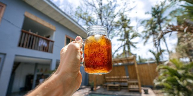 Benefits of Limiting Sugar Intake in Iced Tea for a Healthy Lifestyle