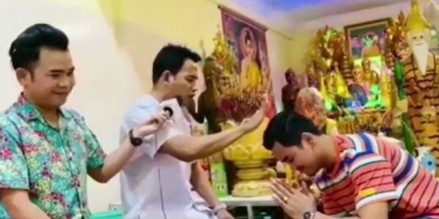 Turns Out This is How 'Ruqyah' Treatment in Thailand, Feels Like Listening to a Remix Song, the One Being Treated Also Laughs