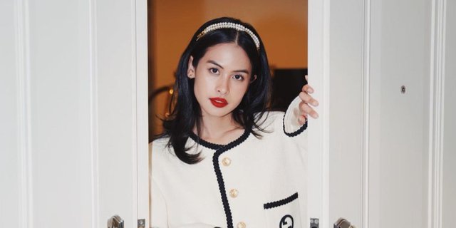 Vibe Lady with Red Lipstick, Maudy Ayunda Maximally Elegant