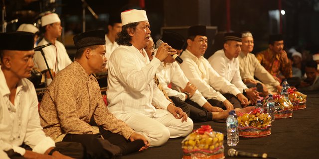 Doa Penutup Pengajian Lengkap Maknanya Bagi Umat Islam