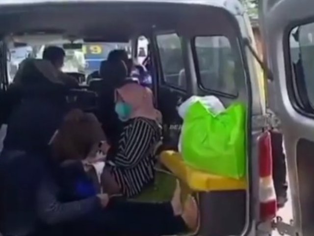 Viral Video Ambulans Terobos One Way di Puncak Bawa Wisatawan