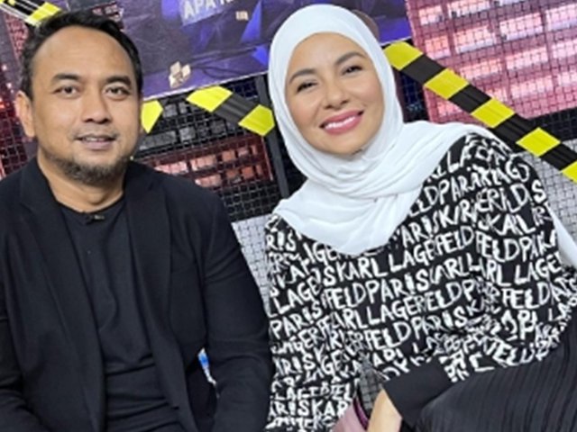 6 Artis Ini CLBK dengan Mantan Pacar Setelah Cerai, Pasangan Terakhir Kini Jadi Idola Netizen!