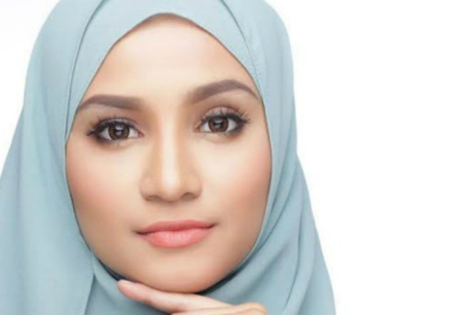 Lipstik Matte Masih Jadi Tren 2017  Hijab.Dream.co.id