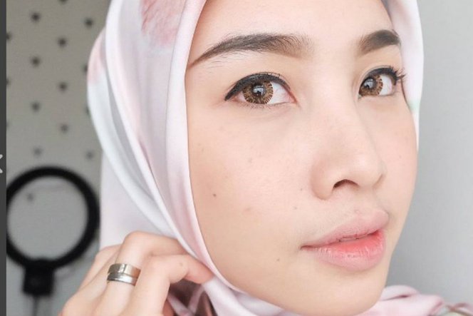Tips Memilih Softlens Sesuai Acara  Hijab.Dream.co.id