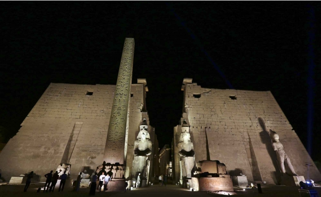 Foto Kemegahan Kuil Luxor, Peninggalan Firaun