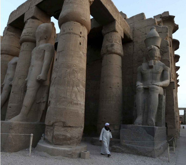 Foto Kemegahan Kuil Luxor, Peninggalan Firaun