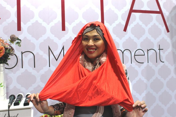 Tutorial Hijab `Flat Turban` untuk Olahraga
