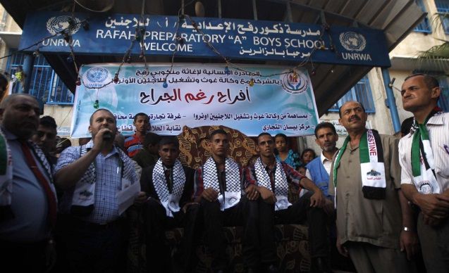 Mengharukan, Warga Gaza Nikah Massal di Pengungsian