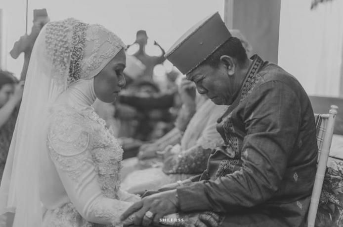 Foto Pernikahan Muslim dalam `Balutan` Adat Batak