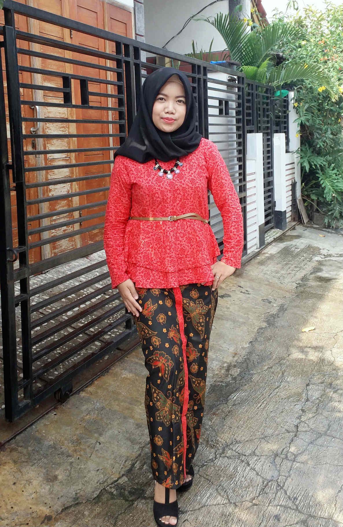 #HOTD: Kebaya 'Peplum' Dinnar Hidayanti