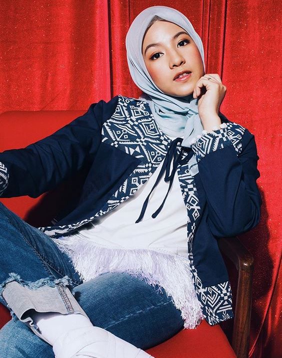 Gaya Hijab Natasha Rizki, Cantik dan Modis  