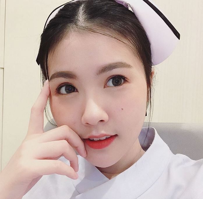 May, Perawat Cantik yang Bikin Heboh Media Sosial