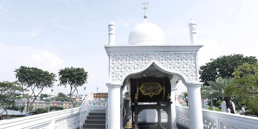 FOTO: Pesona Masjid Ramlie Musofa, Taj Mahal-nya Jakarta