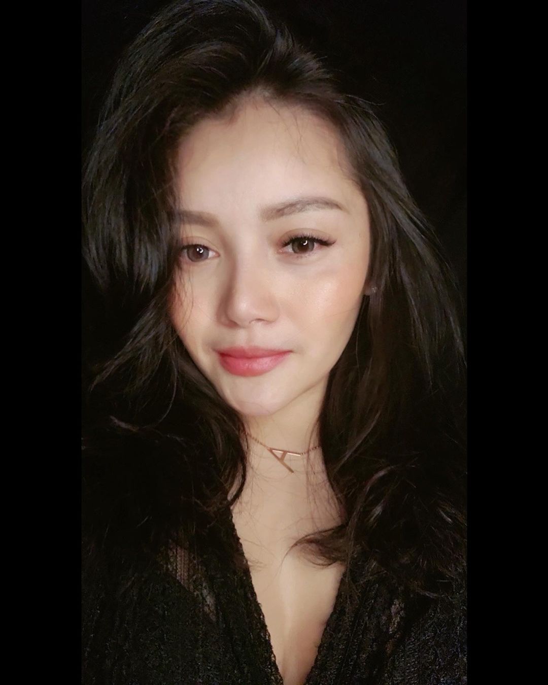 8 Foto Penampilan Baru Mawar AFI, Cantik Sampe Bikin Pangling!