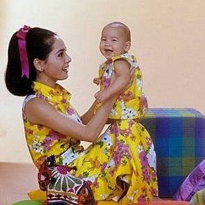 5 Pesona Istri Soekarno Ratna Sari Dewi, Cantik ga Ketulungan!