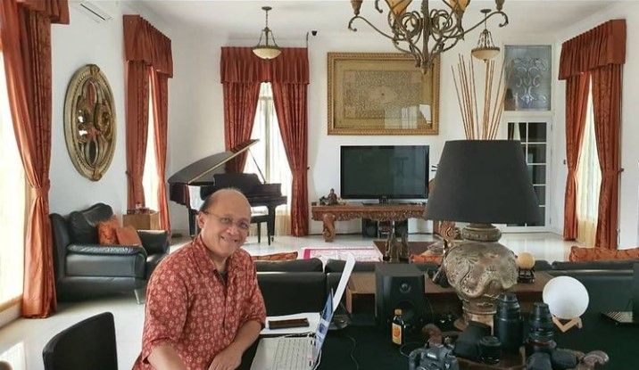 10 Foto Adu Mewah Rumah Mario Teguh VS Tung Desem, Motivator Indonesia Paling Tajir & Populer