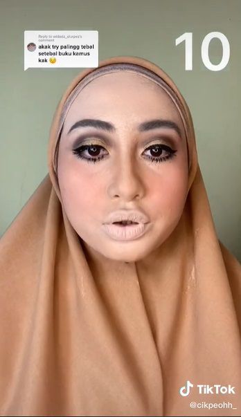 Pakai Makeup 10 Lapis, Perubahan Wanita Ini Sukses Bikin Pangling!