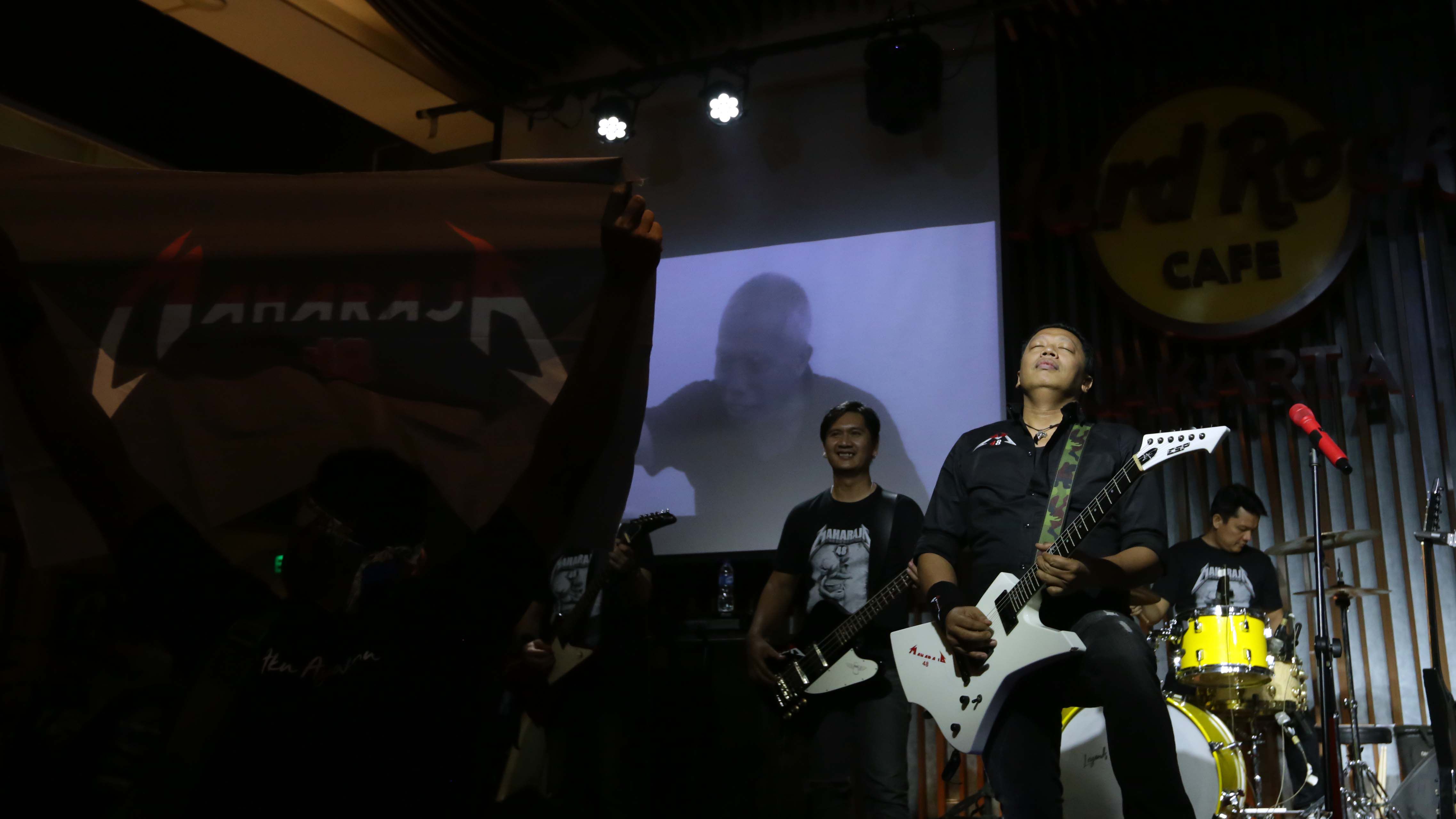 Band Rock Maharaja 48 Rilis Single 'Aku Ayahmu'