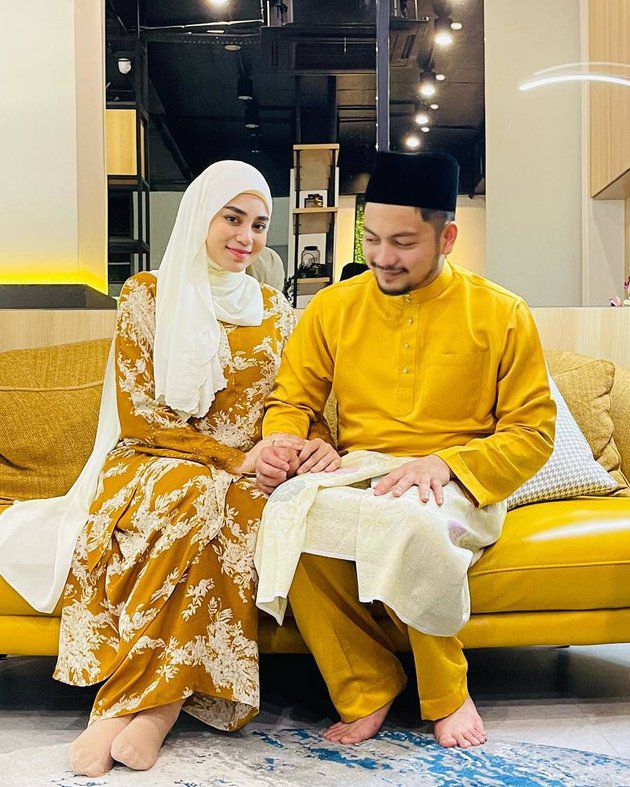 Potret Romantis Uyaina Arshad dan Sang Suami yang Sebentar lagi Jadi Orangtua