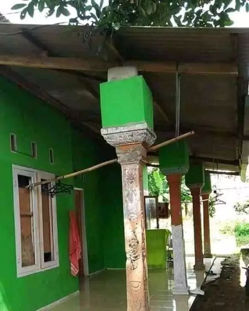 10 Potret Desain Rumah Teraneh yang Dijamin Sulit Kamu Jumpai, Bentuknya Bikin Terheran-Heran!