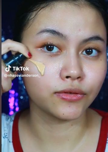 Niat Recreate Makeup Ala Inara Rusli, Hasilnya Malah Bikin Salfok, Netizen: `Kok Mirip Artis Lain`