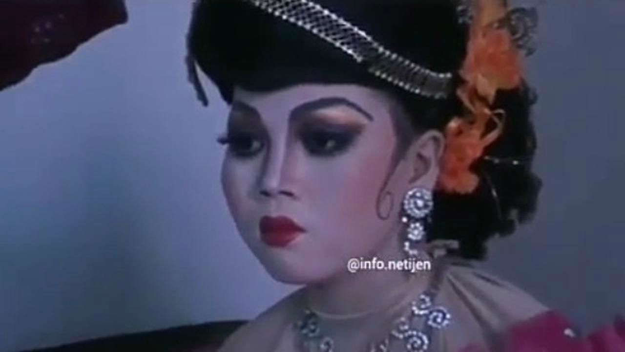 Cuma Bisa Pasrah Lihat Makeup Pengantin Ini