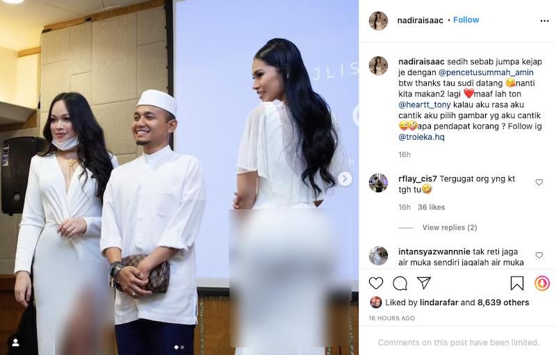 Ustaz di Malaysia Diapit Dua Wanita Sexy