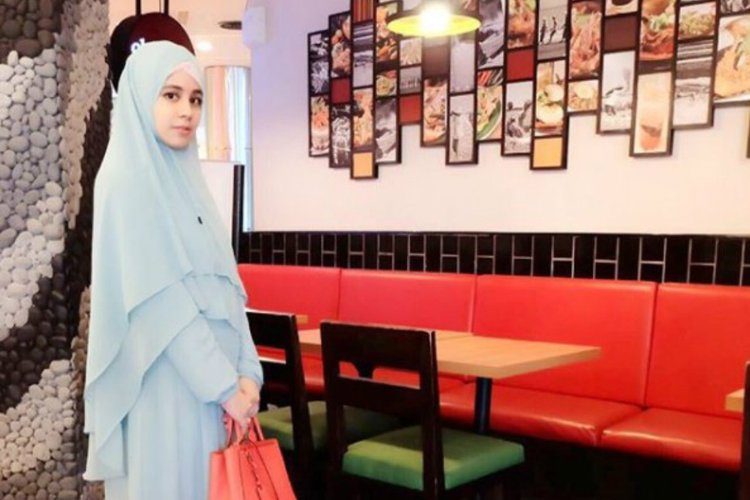 Model Hijab Syar I Risty Tagor
