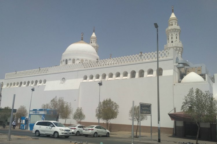 Masjid Ini Jadi Saksi Rasulullah Pindah Kiblat Sholat Haji