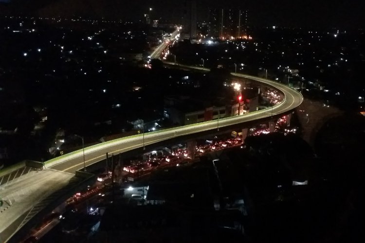 Pemandangan Kota Jakarta Di Malam Hari