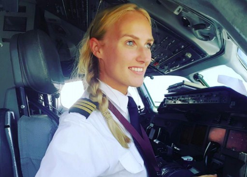 pilot wanita
