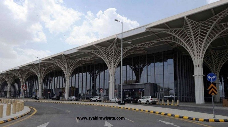 bandara madinah