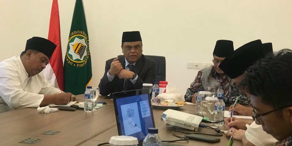 Wakil Ketua Umum Pengurus Pusat Dewan Masjid Indonesia (DMI), Komjen Pol Drs H Syafruddin yang menerima kunjungan Tim Wisata Religi Berbasis Masjid di Wilayah se - Keresidenan Cirebon, Sabtu, 31 Maret 2018 